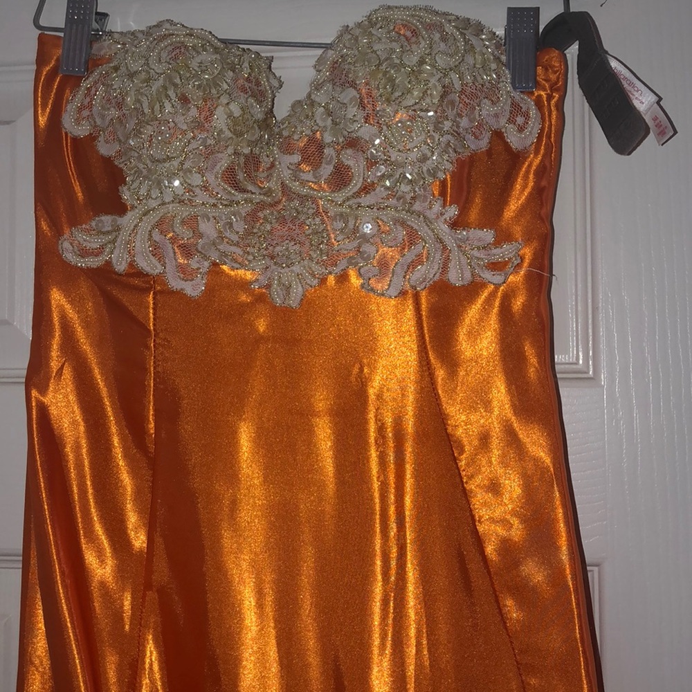 Wow look at this beautiful satin orange dress 🔥